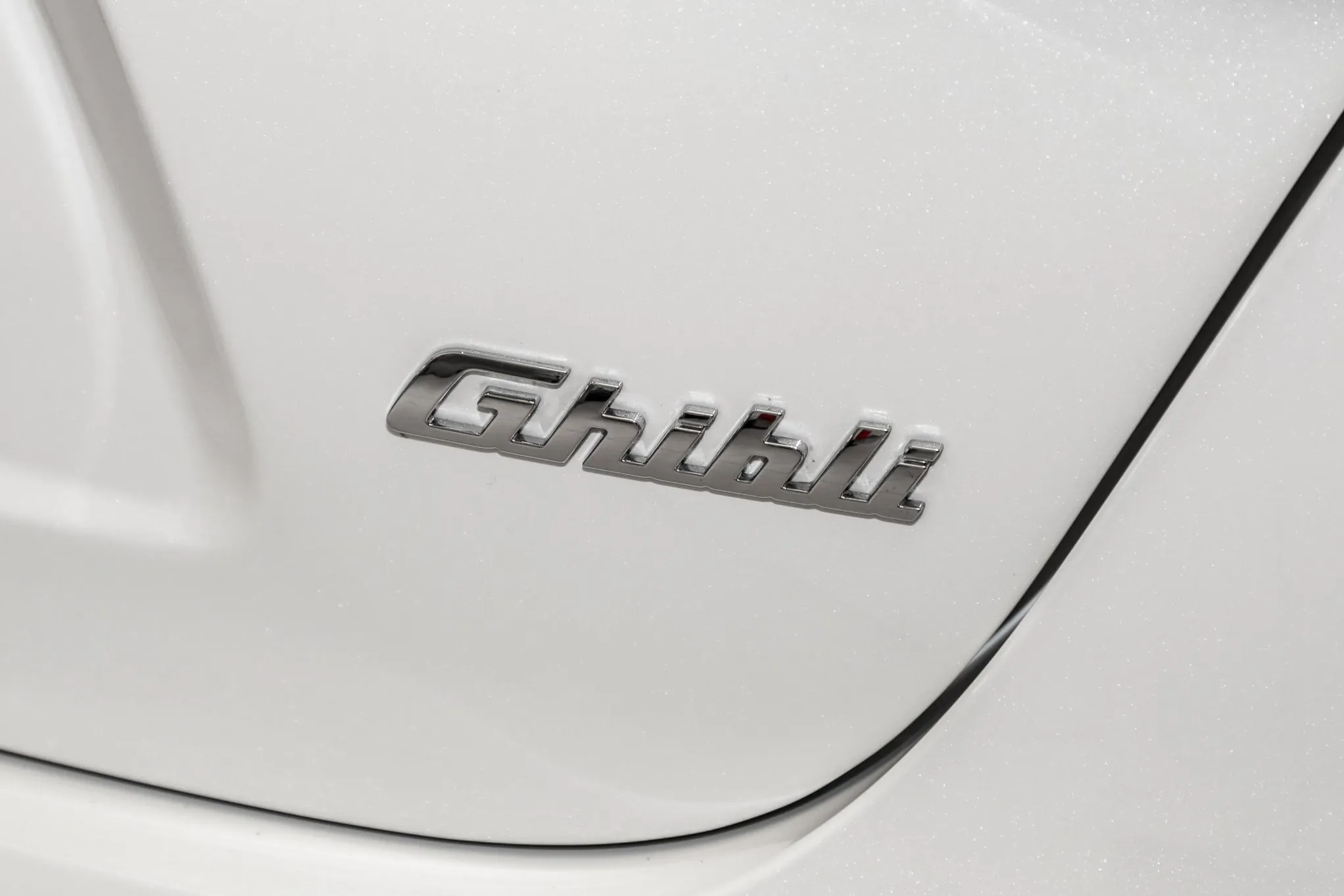 十年前，买个玛莎拉蒂需要300万，那个时候她被称为跑车皇后