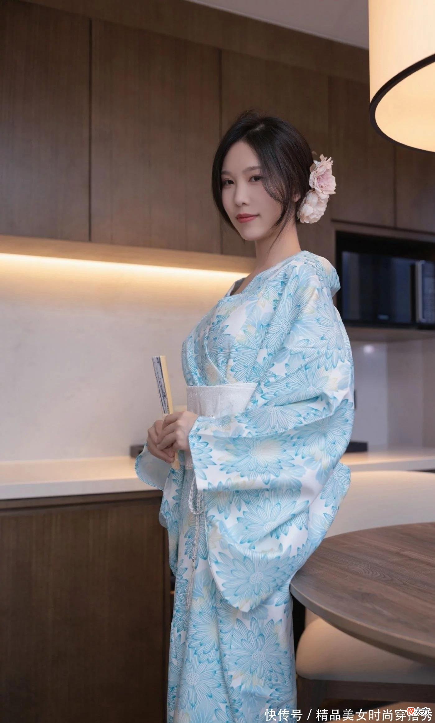 【就爱时尚】素雅的和服，清新淡雅，找一个适合拍照的好去处，拍出美美的照片也是好的呀