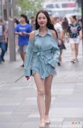 【时尚一点】街拍美女：选择个性的短裤穿搭，感受不一样的时尚美