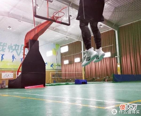 【时尚一点】大码聊骚 篇五十一:全能实战体验,超轻2022实战评测!