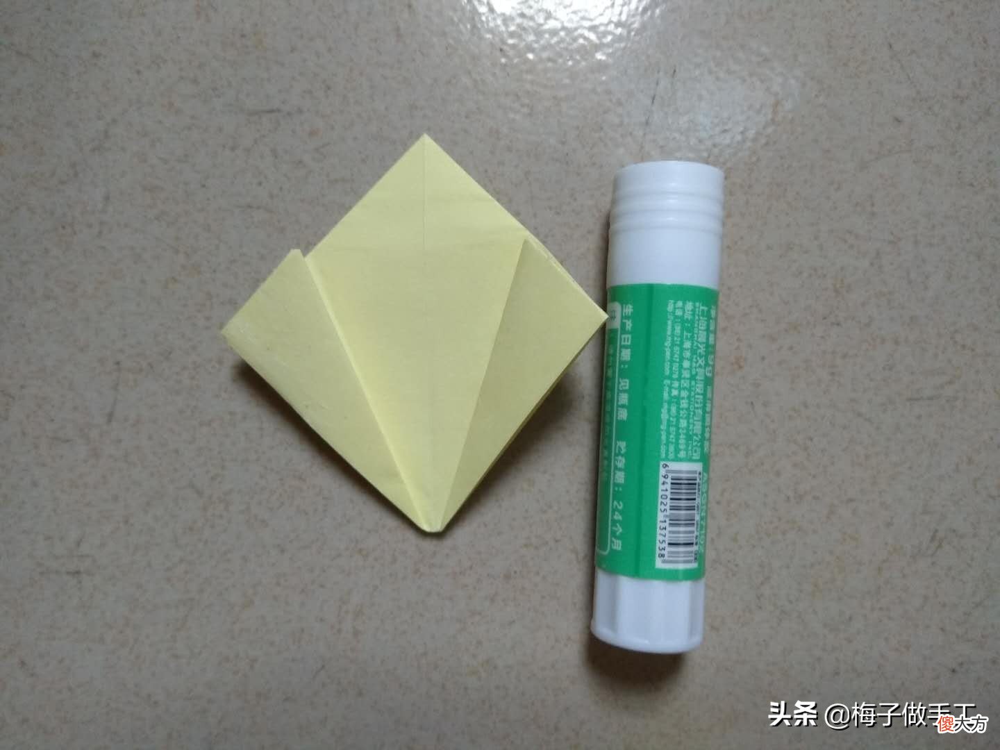 用一张正方形折纸折一颗简单的立体钻石 钻石盒子立体的折法一张纸