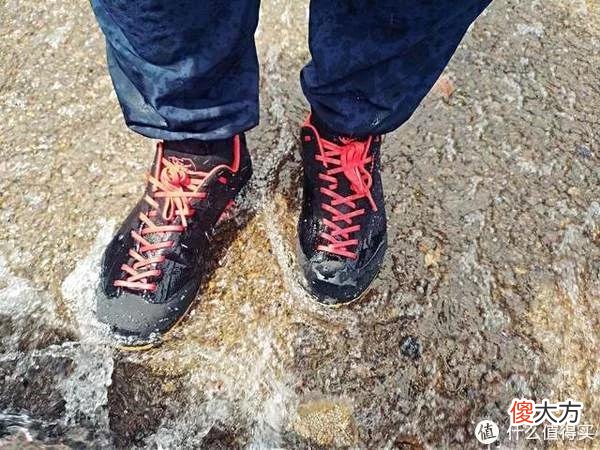 【时尚一点】为专业而设计：OUNCE遨游仕始林蜥攀爬接近鞋