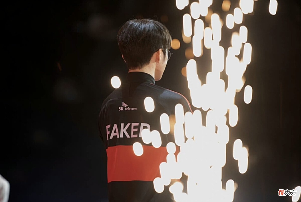 【游戏迷】Faker墙倒众人推，被群嘲恩静眼光毒辣，人设崩塌仅用了三个月