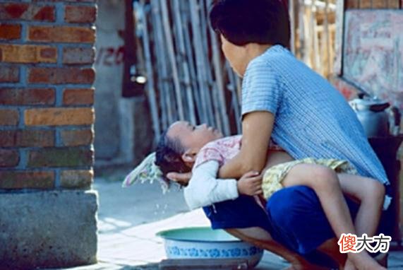 【历史故事】外国人拍摄的1978年中国真实老照片：没想到40年前的人们是这样子