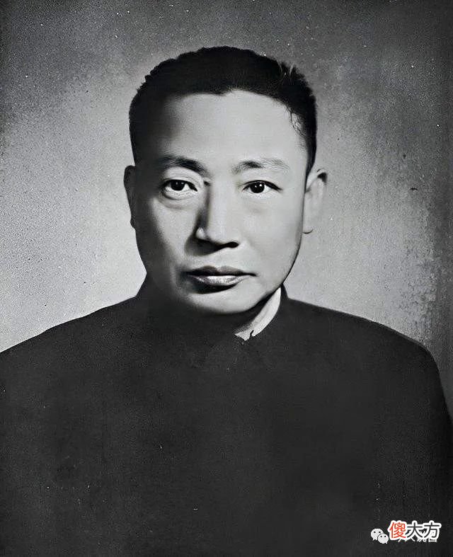 【爱历史】军统传奇女特务，迷倒一位中将，嫁给一位上将，后被关进精神病院