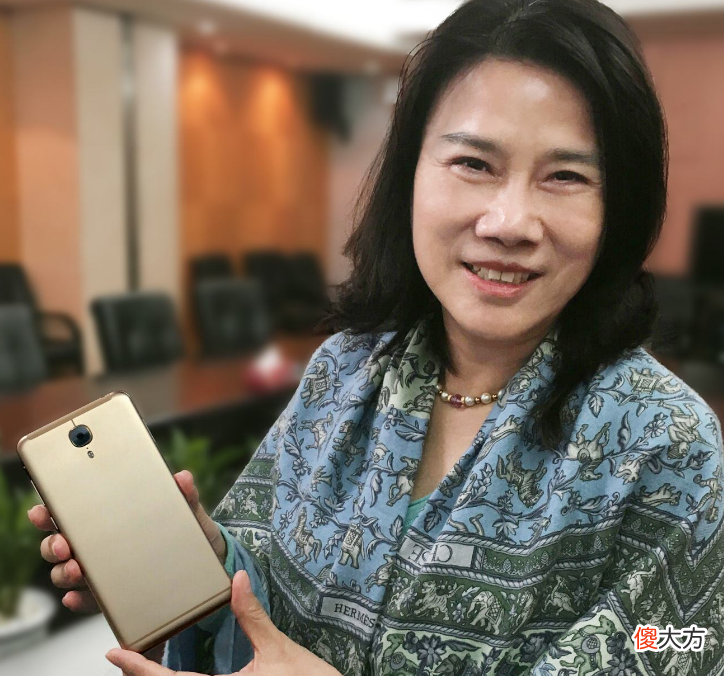 富豪用什么牌子的手机 富豪用的手机品牌