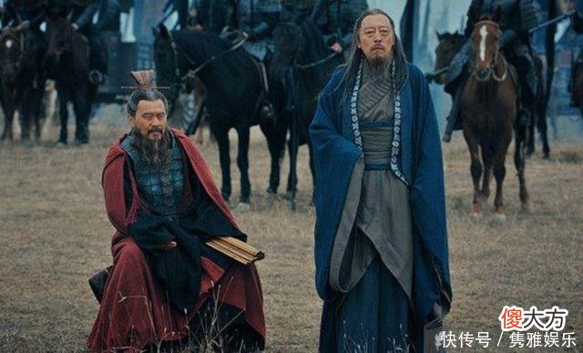 【历史故事】曹操不称帝的原因，不是他要做忠臣，而是他无福享受帝王之位