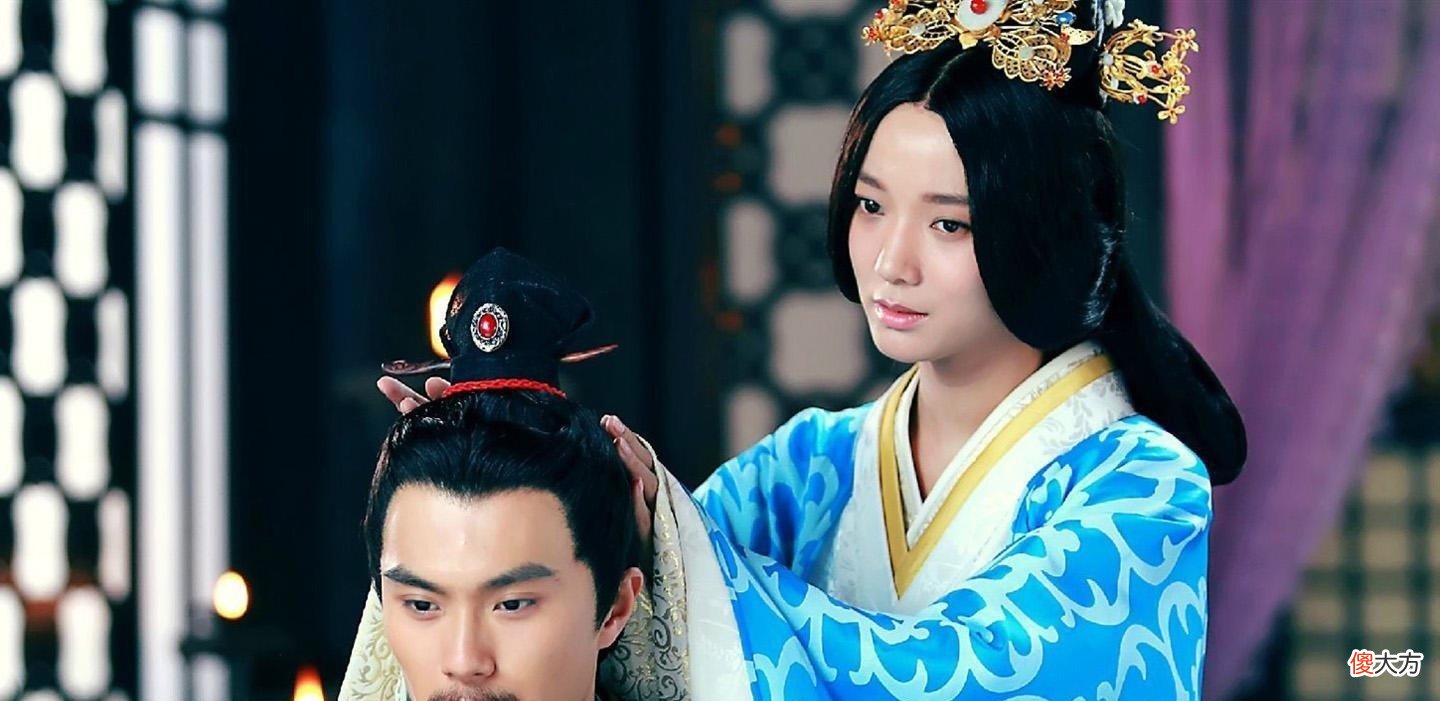 【历史故事】为讨好皇帝，她派数十个美女拜见，皇帝都没看中，却看上她的歌女！