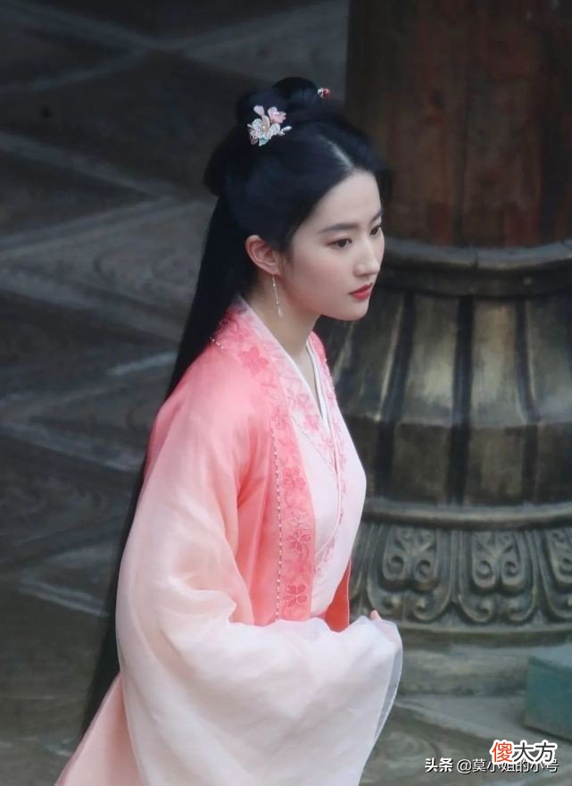 2022必追的11部国产剧：胡歌唐嫣再合作，邓伦倪妮首次演情侣