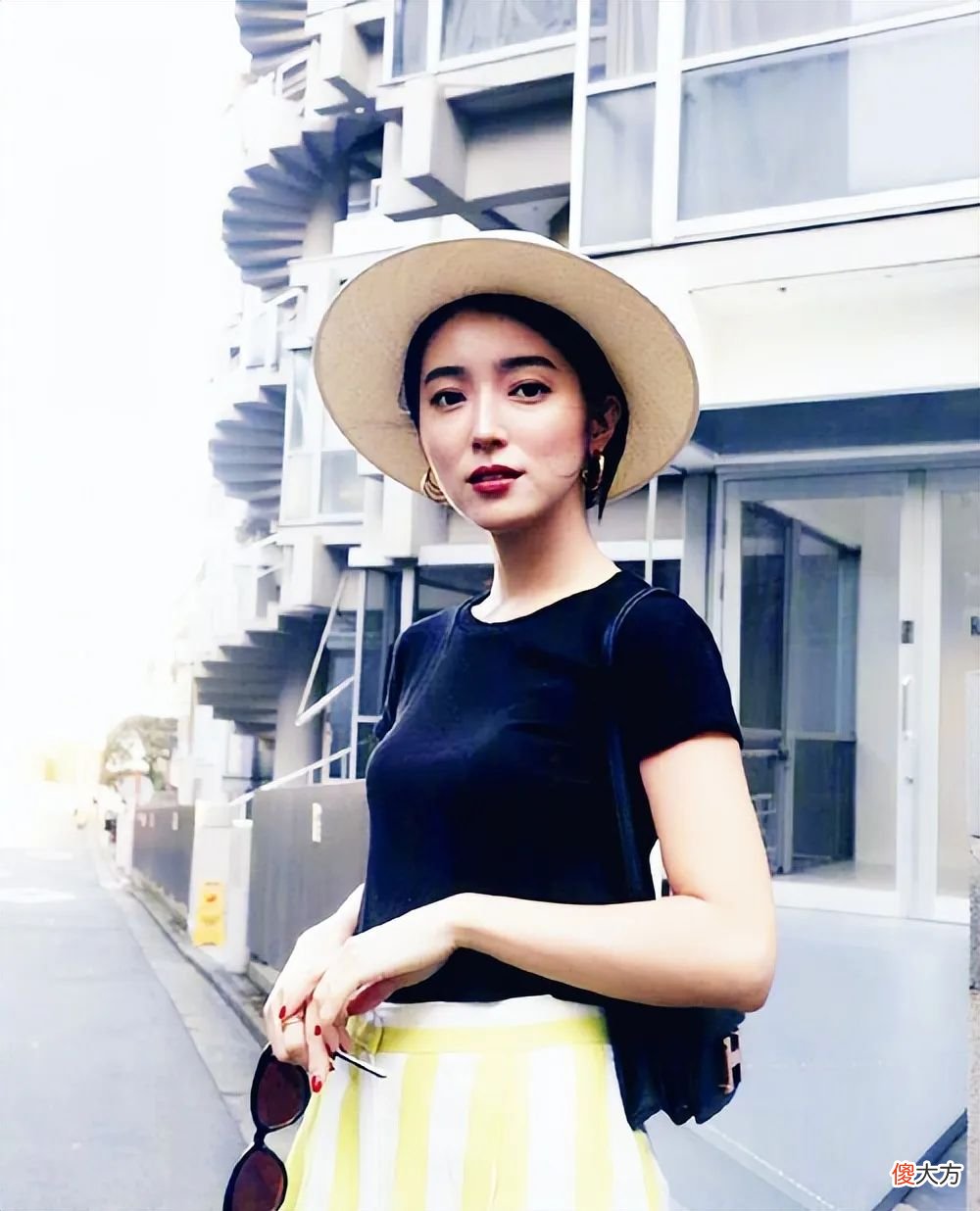 【时尚一点】夏季不会搭配？那是你没选对款，看日系博主的穿搭日记，瞬间领悟