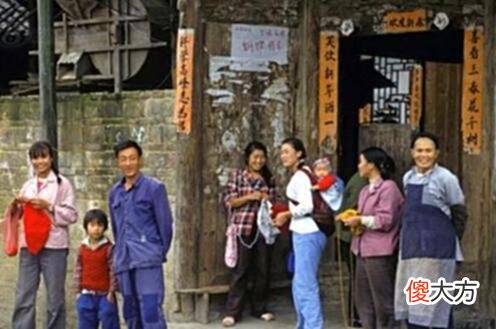 【历史故事】老照片：80年代的农村真实样貌，每一张都是珍贵的童年回忆