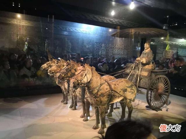 【历史故事】“马策”是考古史上的“死”谜，专家在秦陵马车上，揭开这个秘密