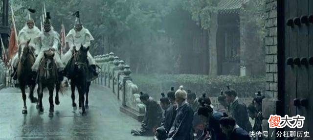 【爱历史】在汉人超过一亿，满人不到30万的局面，清朝为何能享国276年