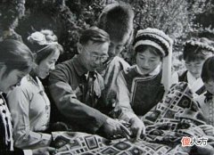 【历史故事】老照片：昆明1978年的照片，见识一下当年的粮食复制品票