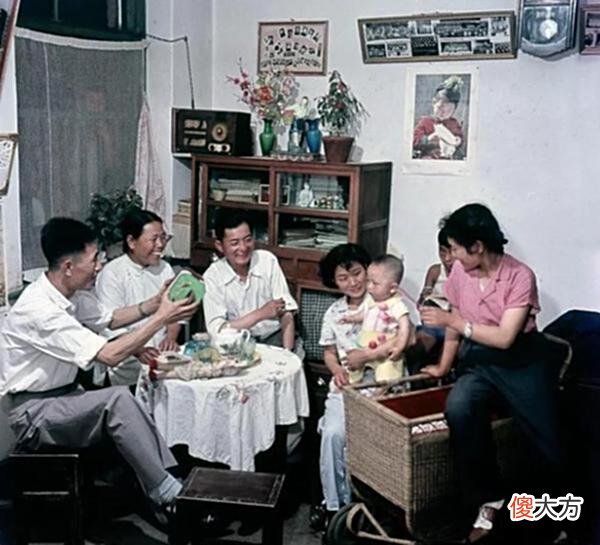 【爱历史】老照片:60年代的沈阳铁西区工人新村,幸福美满的生活让人羡慕