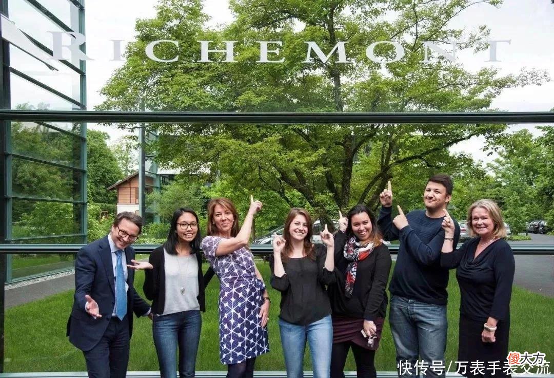 【就爱时尚】百达翡丽卖得再贵也得给劳力士交租，果然世界的尽头是卖房