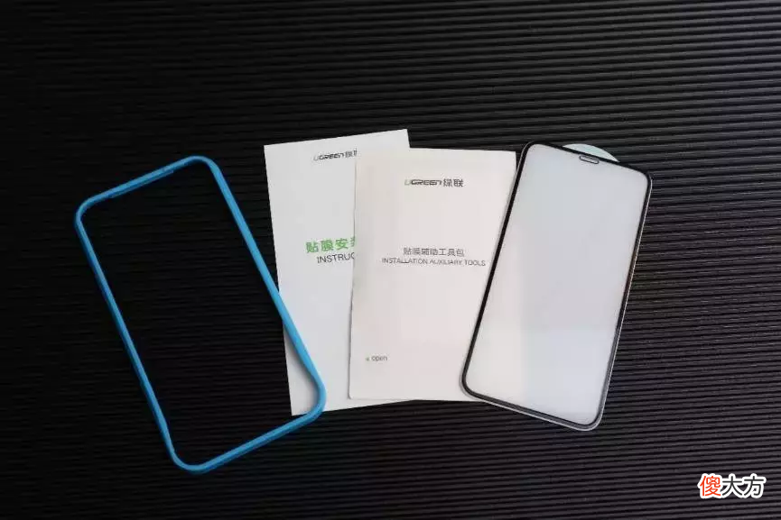 变着方法弄碎我的iPhone手机膜-17款钢化玻璃膜大横评