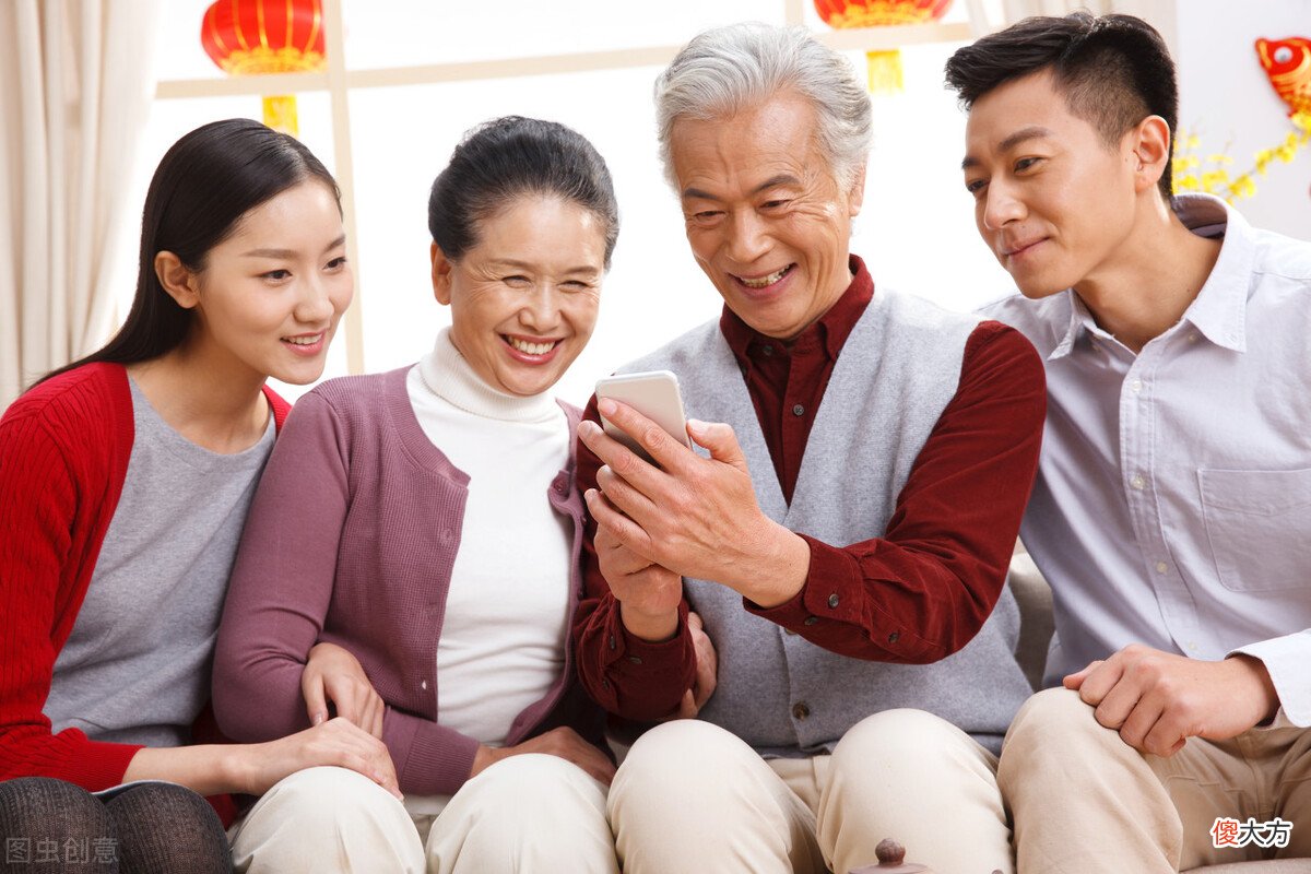 年底送父母什么手机 送父母什么手机比较好