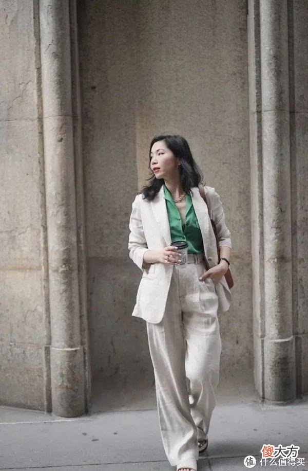 【时尚一点】259 元的衬衣我穿了整整一周！赶时髦不需要很多钱