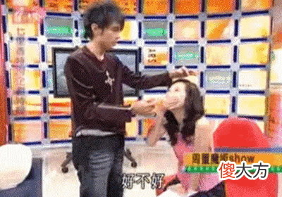 2006年9月，侯佩慈宣布与周杰伦分手，轰动一时的周侯恋彻底画上句号