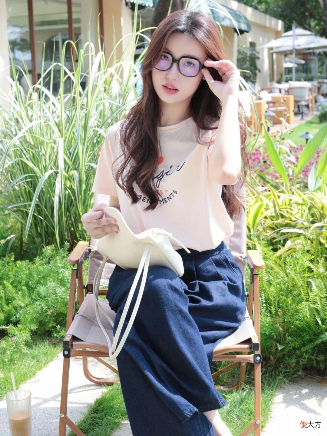 【时尚一点】普通女生该如何穿？通勤穿搭能让你穿出高级感，简单洋气又实用