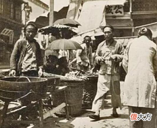 【爱历史】清末老照片：140年前清朝灭亡前夕的社会景象，不禁让人唏嘘叹息