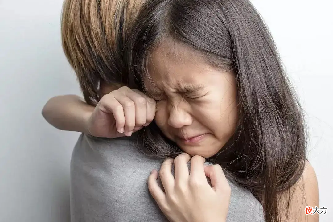 易怒的父母会养出什么样的孩子？看完让人心疼，父母请控制好自己