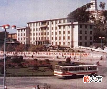 【爱历史】老照片：贵州安顺市，30年的城市记忆，寻找旧日时光