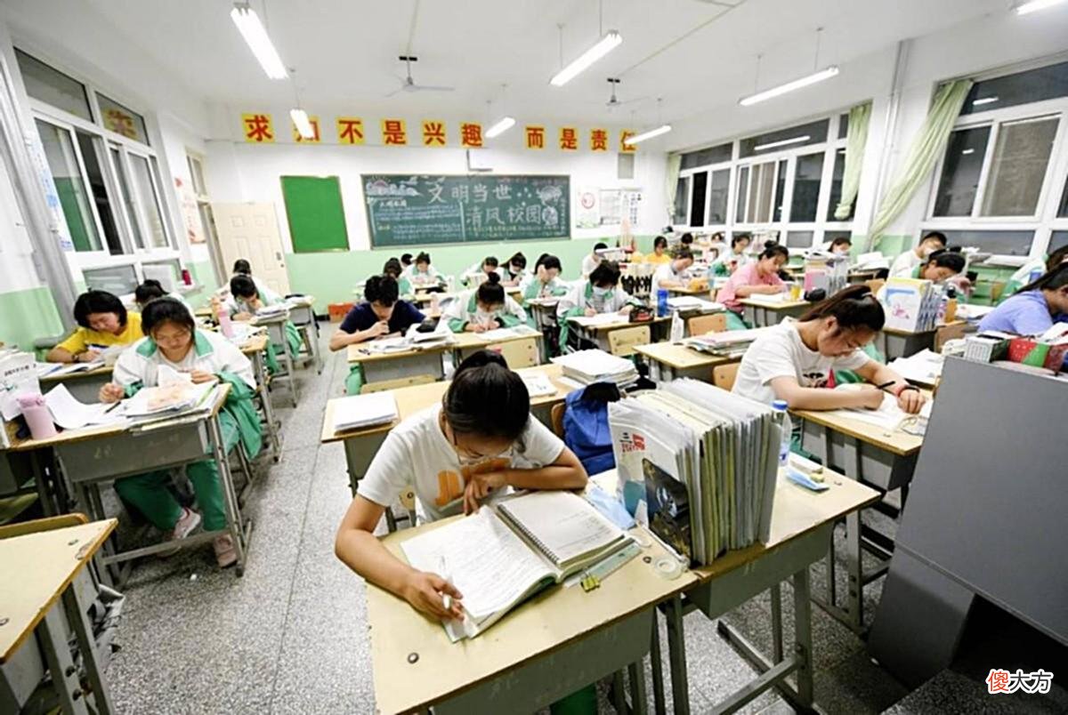 【历史故事】关于高考试卷难度高得离谱的传言,葛军无奈解释,并不再趟浑水