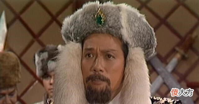 【历史故事】皇帝命人在宰相衣服上烫个洞，次年发现洞还在，立马下令打开库房