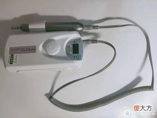 【就爱时尚】宅家自制美甲，这是个心情款美甲！