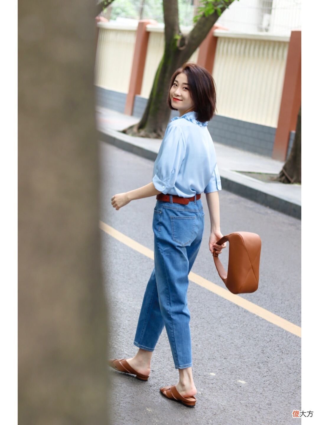 【时尚一点】普通女生该如何穿？通勤穿搭能让你穿出高级感，简单洋气又实用！