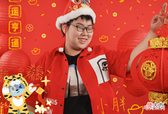 【游戏世界】狼队小胖定妆照公布,妖刀爆料轮换思路,首发小胖今屿谁强谁上
