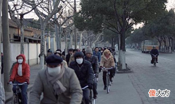 【爱历史】老照片：1986年的上海市南市区，街头里弄的上海生活