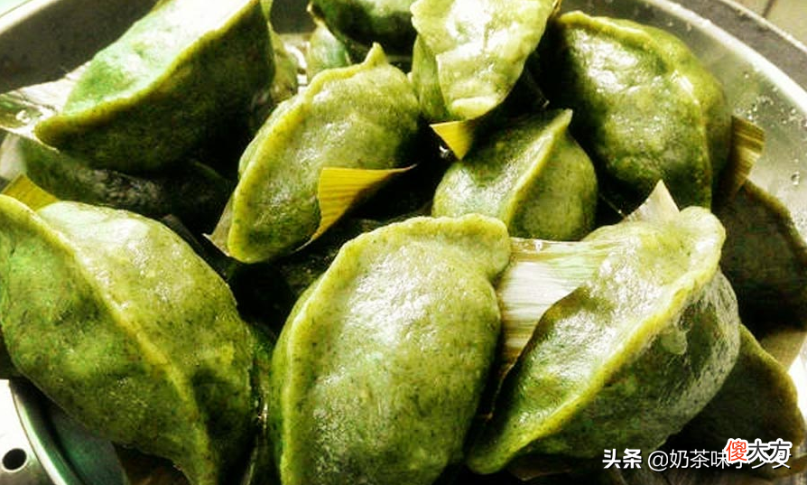 在传统文化中，清明节是由清明节气、寒食节、上巳节三者共同融合而成的重大节日