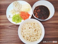 和面时放盐还是放碱 面加盐和碱的作用