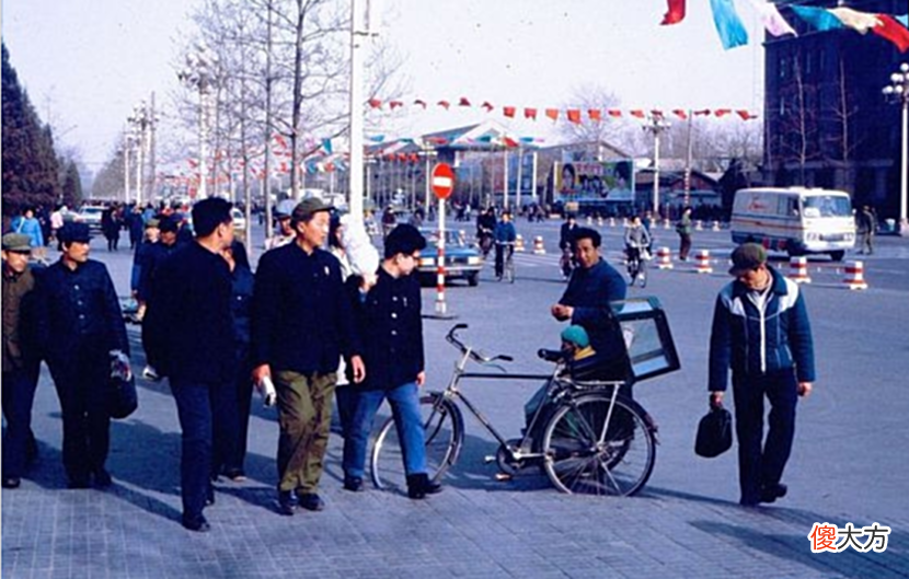 【历史故事】1981年北京老照片：图3非常尴尬、图5是泡妞必备、图8已经没有