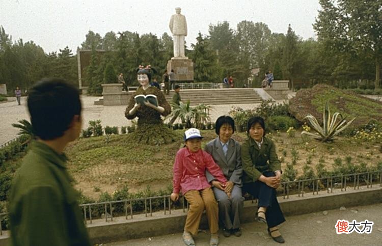 【爱历史】1983年北京老照片：图3让人怀念、图5你一定做过、图8让人尴尬
