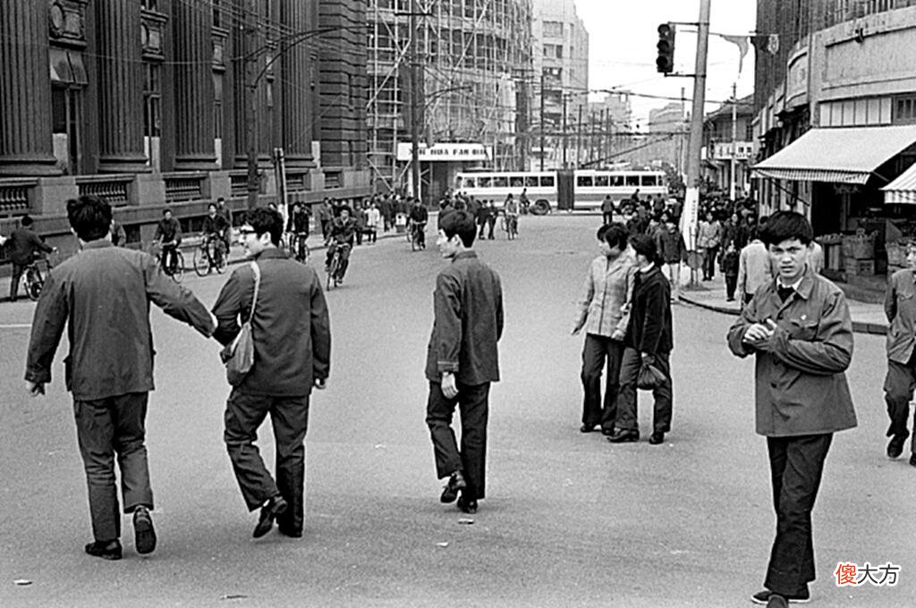 【历史故事】1979年上海罕见老照片：图1让人怀念、图6是有钱人的象征