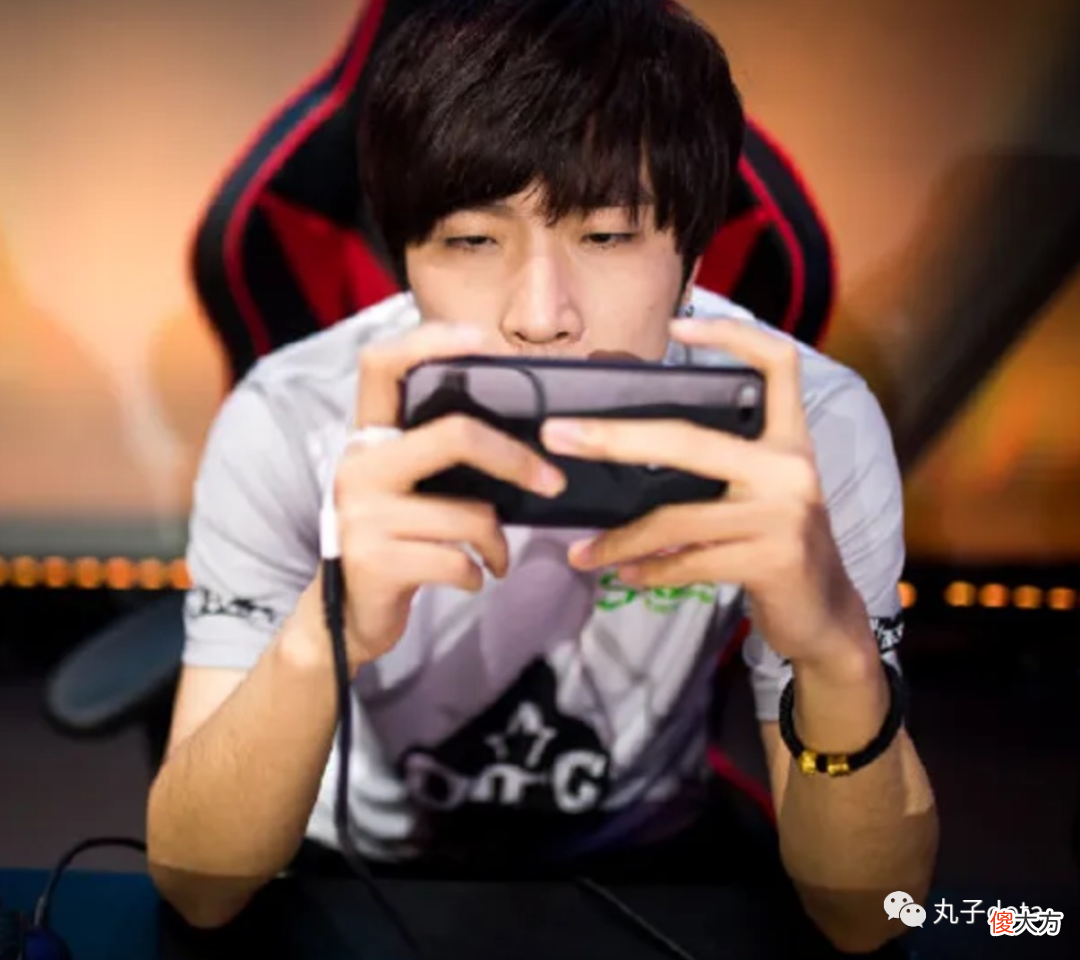 【游戏迷】DOTA2：他曾是09手下大将，又曾辅佐过820，你还记得福将kingj吗