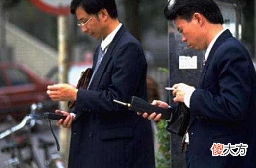 【历史故事】老照片：上世纪90年代“遍地好事”的深圳，房价才两千元一平米
