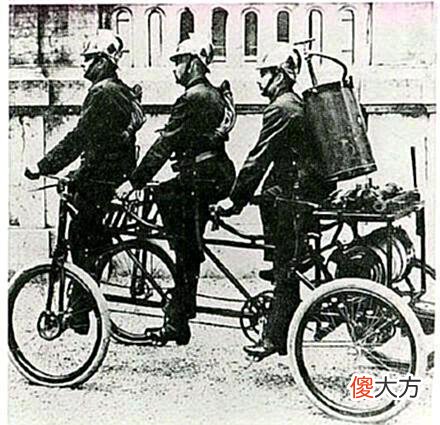【爱历史】老照片：老外的自行车“太疯狂”了，想象力够丰富