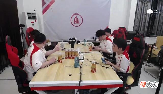 【游戏世界】KPL训练赛：AG3-2险胜GK，5-0横扫WE，2-0大胜RNGM，击穿SAB组！
