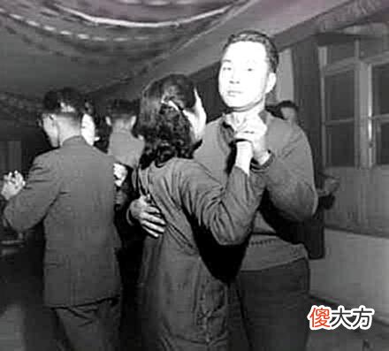 【爱历史】老照片：1947年国民党军官的生活，是普通老百姓是无法想象的