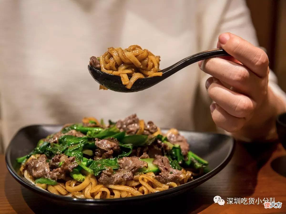 无限续加的牛肉火锅，知道的人还不多丨深圳新店