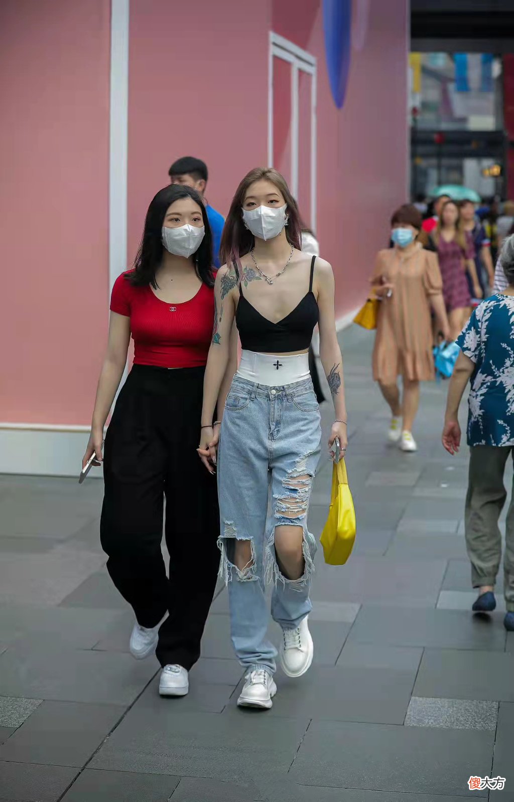 【时尚一点】担心象腿在夏天无处遁形？这几条好看又好穿的长裤，让你清凉一夏