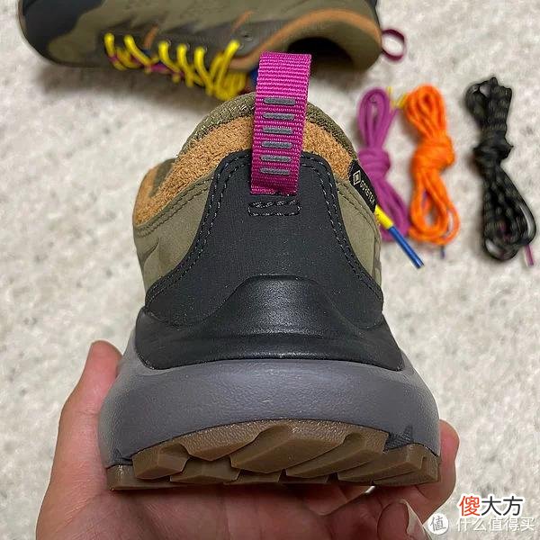 【时尚一点】Sneaker 篇一百七十三：Saucony环保鞋与Bodega联名Hoka kaha low 分享