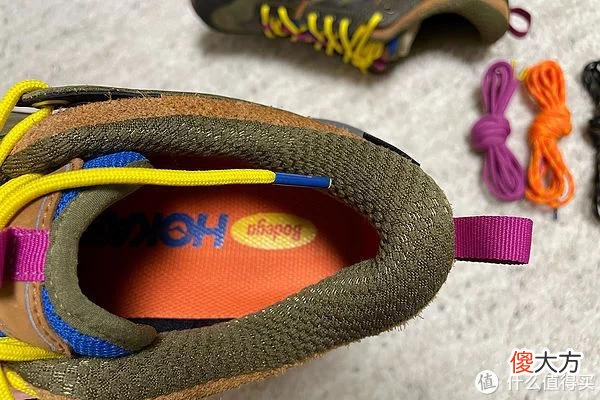 【时尚一点】Sneaker 篇一百七十三：Saucony环保鞋与Bodega联名Hoka kaha low 分享