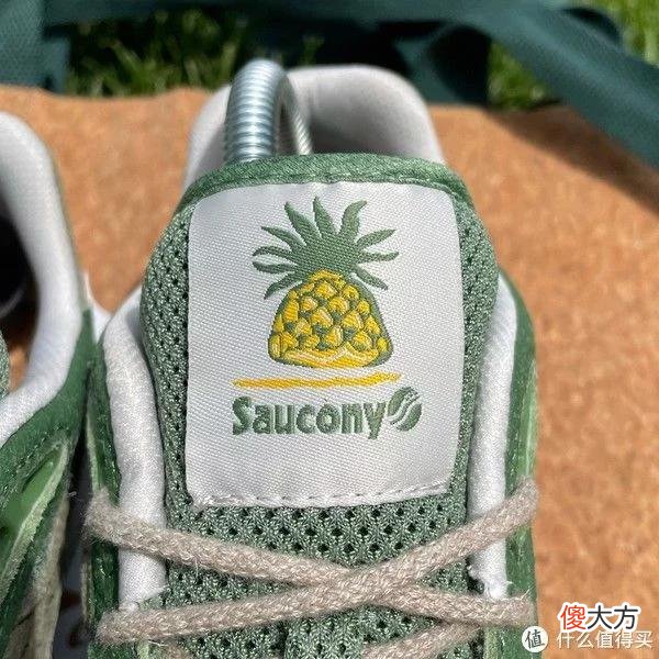 【时尚一点】Sneaker 篇一百七十三：Saucony环保鞋与Bodega联名Hoka kaha low 分享