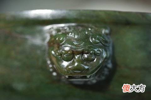 【历史故事】带你欣赏清代碧玉兽面双耳活环大水洗文房玉器